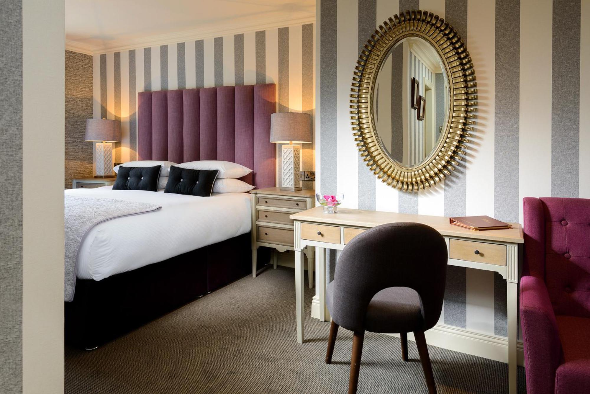 The Victoria Hotell Cill Airne Exteriör bild